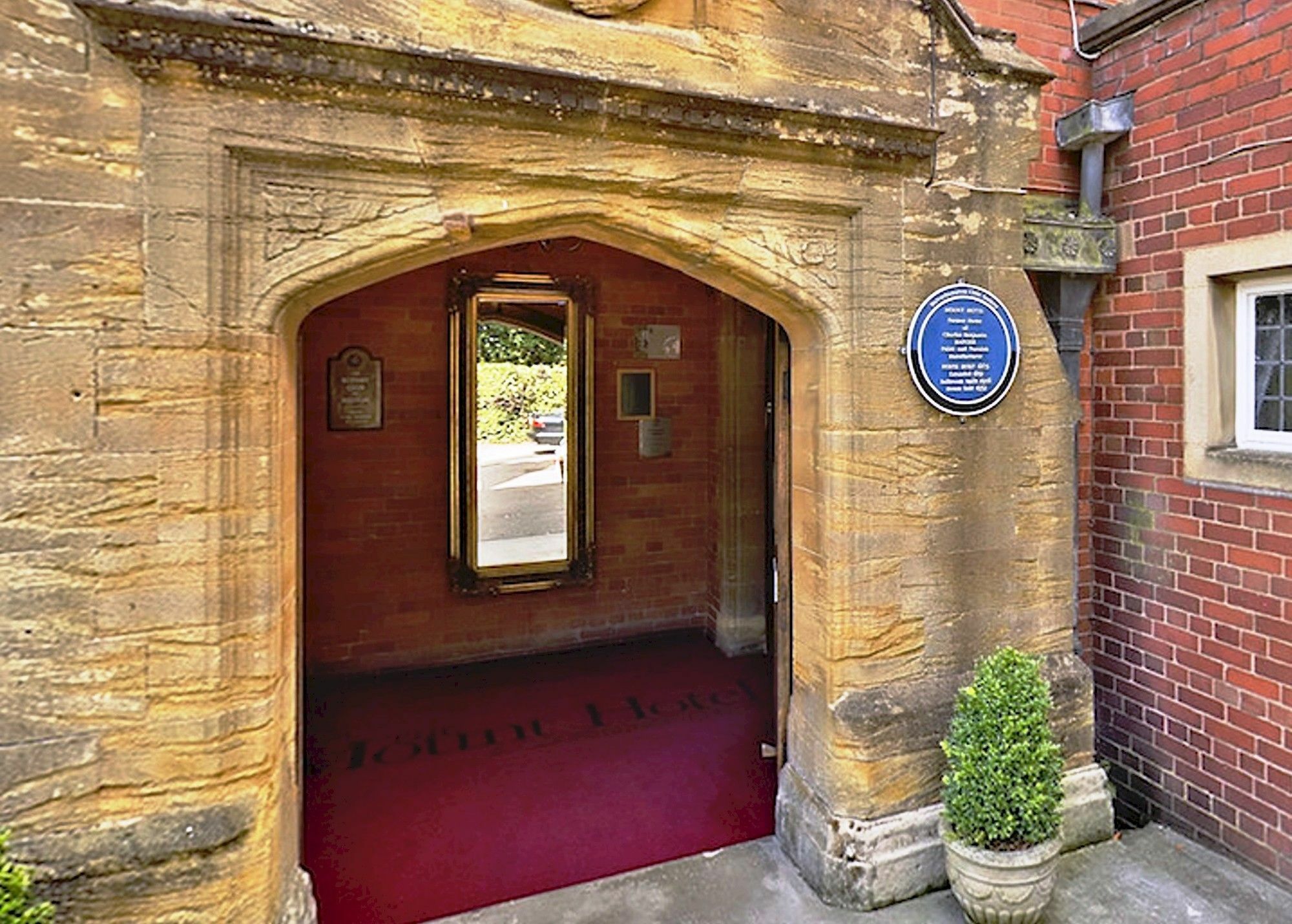 The Mount Country Manor & Golf Hotel Wolverhampton